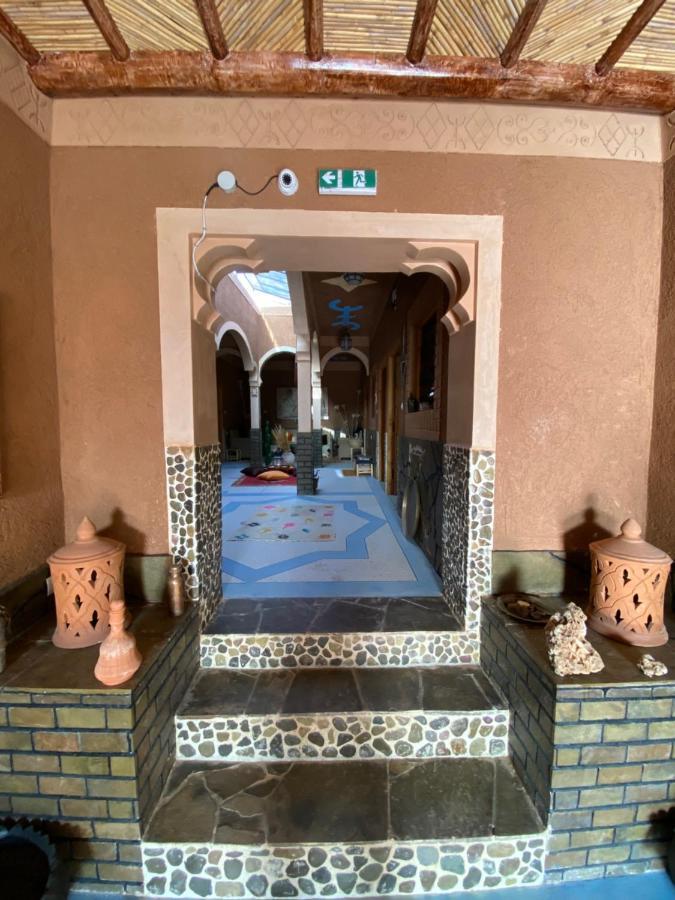 לינה וארוחת בוקר Nkob Berber Nomad Kasbah מראה חיצוני תמונה