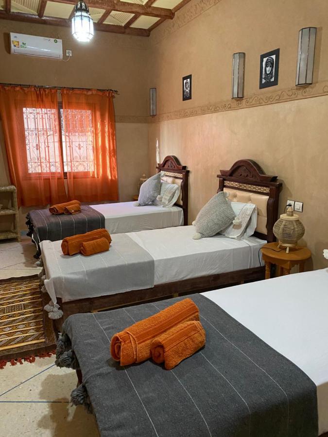 לינה וארוחת בוקר Nkob Berber Nomad Kasbah מראה חיצוני תמונה